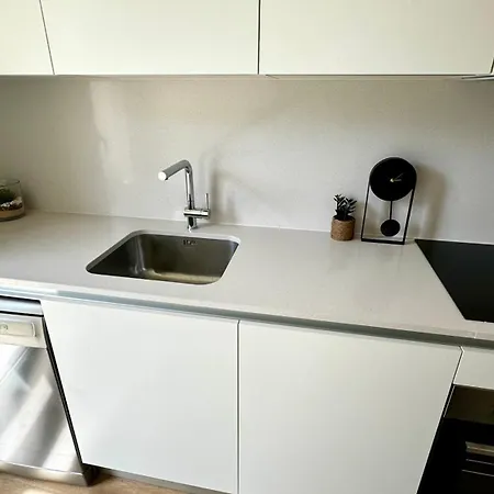 Marina Real Vyb Apartment